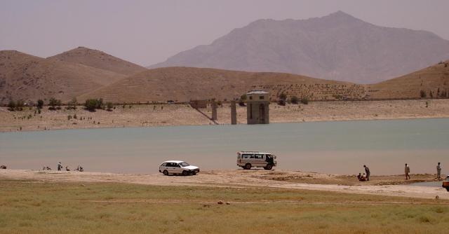 Lake from the crowded side